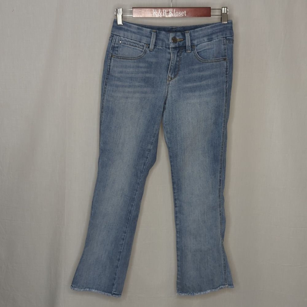 The Limited Frayed Ankle Boot Jeans Size 2R EUC